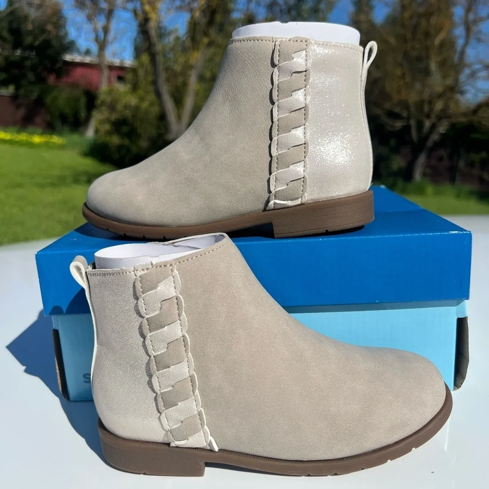 Little Girls Beige Side-Zip Ankle Boots with Braided Accent